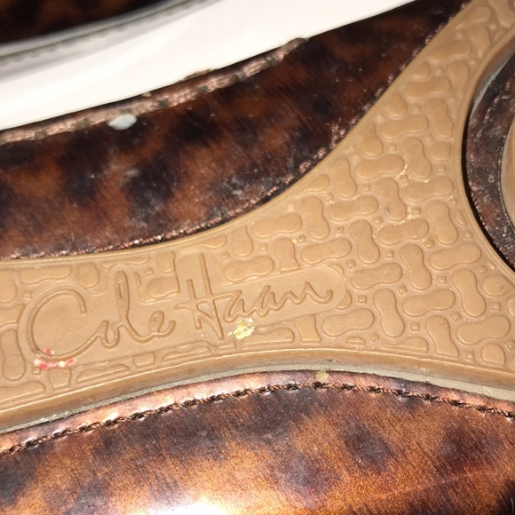 Cole Haan women’s brown patent leather penny loafers size 6.5 AA - Picture 7 of 15